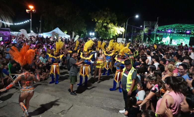 Noches de familia: La organización busca que el corso sea un espacio seguro y de encuentro vecinal.
