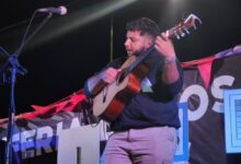 El alma en la voz: Cada fecha de marzo será una oportunidad para descubrir la potencia interpretativa de un cantautor que no se guarda nada.