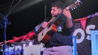 El alma en la voz: Cada fecha de marzo será una oportunidad para descubrir la potencia interpretativa de un cantautor que no se guarda nada.