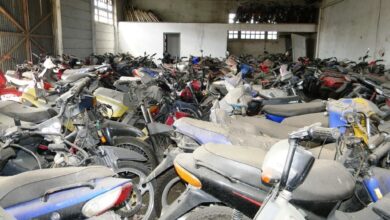 Herramienta de trabajo: Las motos secuestradas para muchos, el único medio de transporte para ir a trabajar.