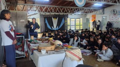 La actividad didáctica buscó acercar las tradiciones y costumbres ancestrales a los estudiantes. Foto: agrupación "Madre Tierra