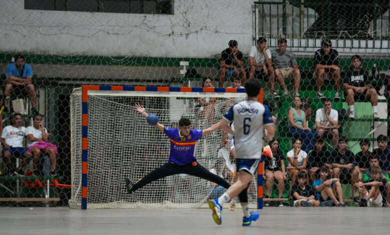 Domingo de definiciones: El Club Belgrano albergará los cuatro cruces decisivos de las semifinales del torneo de ASBALNOR, tanto en la rama femenina como en la masculina. Foto: ASBALNOR.