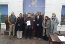 Javier Mendez junto a los presidentes de los bloques y el presidente del Concejo