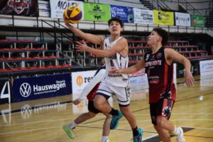 En su camino al título, el equipo nicoleño superó a duros rivales de la Conferencia Sudeste, dejando en el camino a Independiente de Tandil en las semifinales. Foto: Liga Federal. 