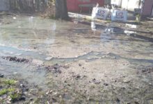 Las calles del barrio San Jorge se ven afectadas por la acumulación de efluentes que generan fuertes olores e impiden el tránsito peatonal. Fotos: vecinos del Barrio.